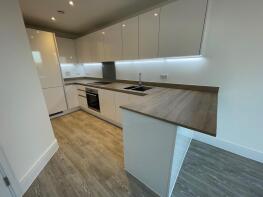 Flat 27, 11b Hawthorne Court, West Cliff Road, Bournemouth BH2 5FA