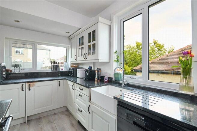 3 bed Semi-Detached for sale Image 12