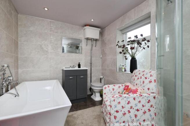 5 bed Terraced for sale Image 11