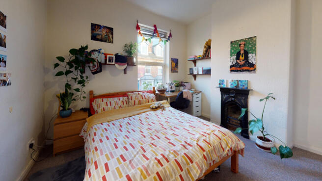 3 Bedroom end terrace house - HMO