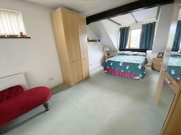 Bedroom 1: