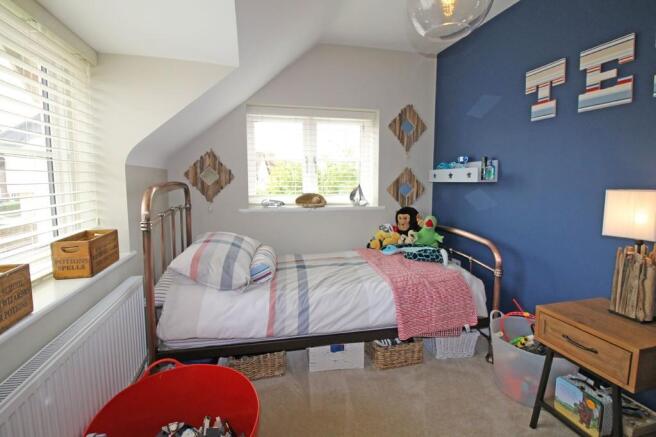 Photo 11