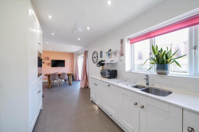 EweMove Harrogate Kitchen