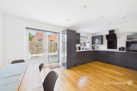 Borrowfield Road, Spondon