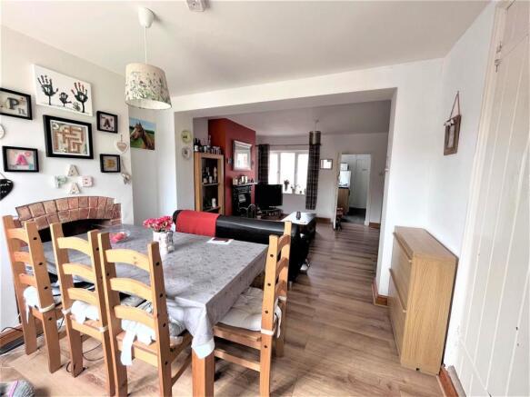 Dining Room.jpg