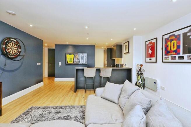 1 bed Flat for sale Image 7