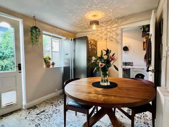 BREAKFAST ROOM