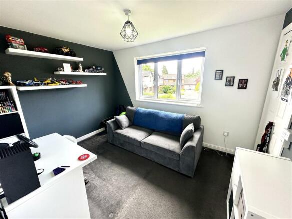 BEDROOM 3