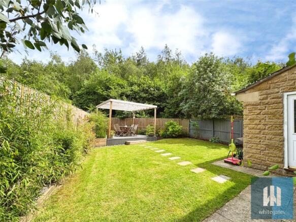 4 bed Detached for sale Image 7