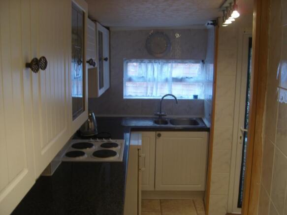 Kitchen (2)