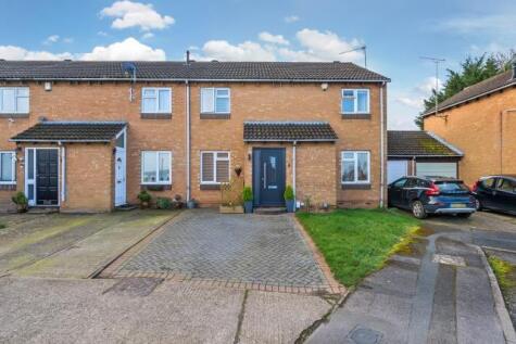 Midwinter Close, Tilehurst, Reading