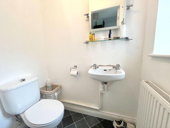 3 bed Detached to rent Image 7