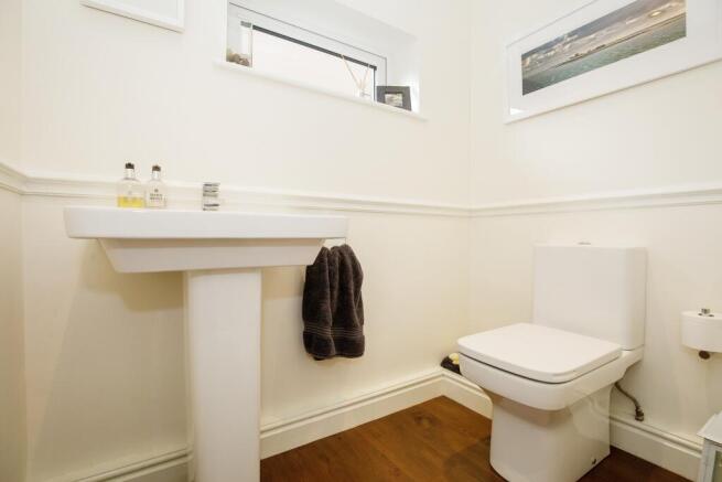 Ground Floor Wc
