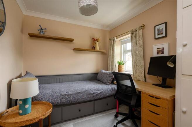 2 bed Terraced for sale Image 9