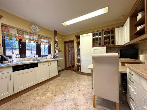 Breakfast Kitchen 794
