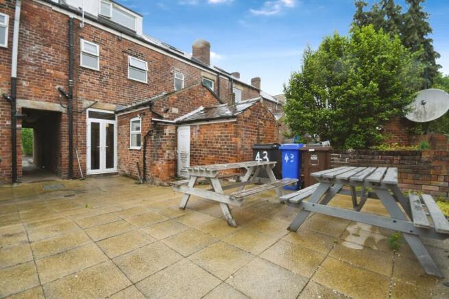 6 bed Terraced for sale Image 9