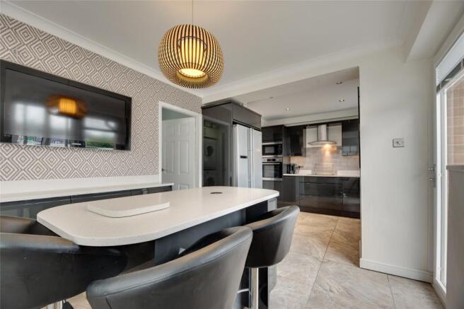 Breakfasting Kitchen