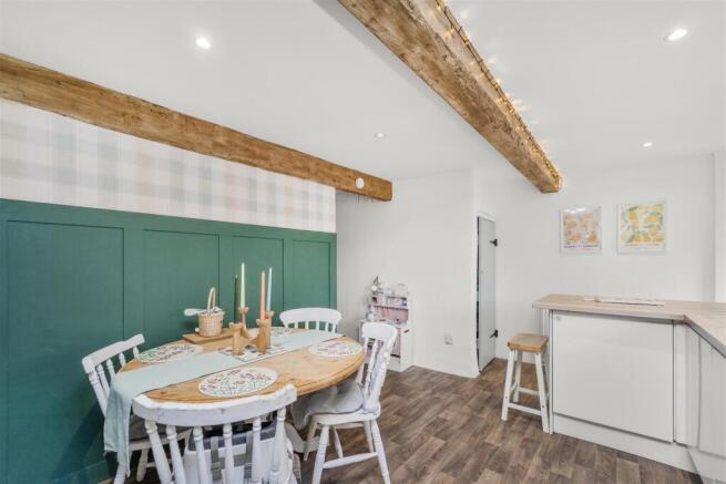 2 bed Terraced for sale Image 9