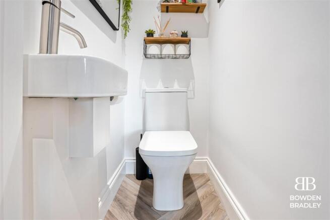 Toliet
