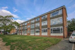 2, Theydon Bold, Woodland Avenue, Brentwood CM13 1DH
