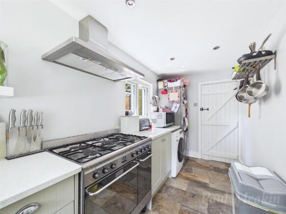Elm Road, Warlingham photo 4
