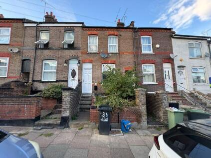 Milton Road, Luton