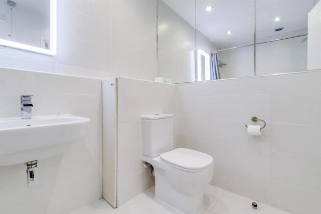 Bathroom (5).jpg
