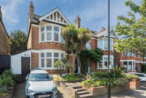 104, Dunvegan Road, London SE9 1SB
