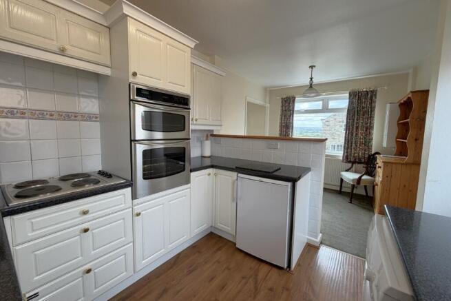 2 bed Detached Bungalow for sale Image 4