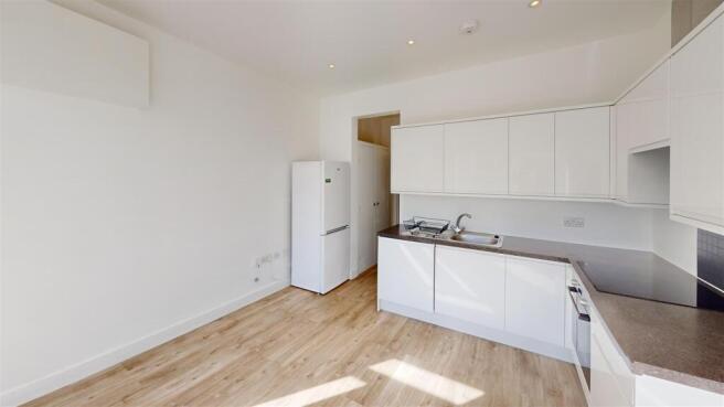 Flat-1-Redlands-Brighton-Road-Kitchen.jpg