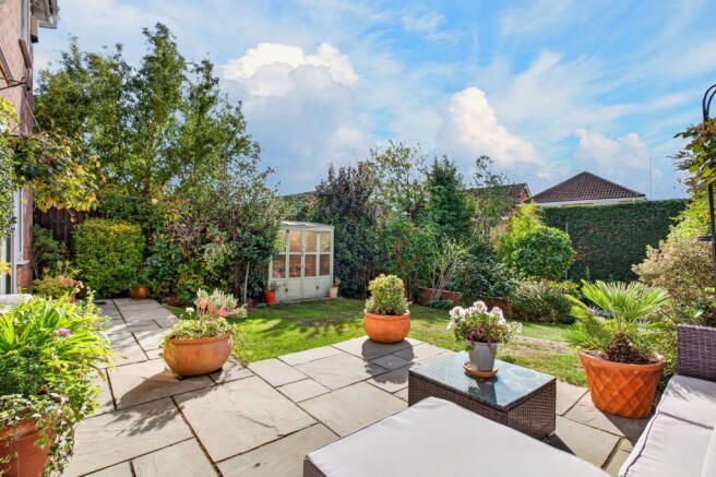 Alvington Way, Market Harborough, LE16 7NF photo 4