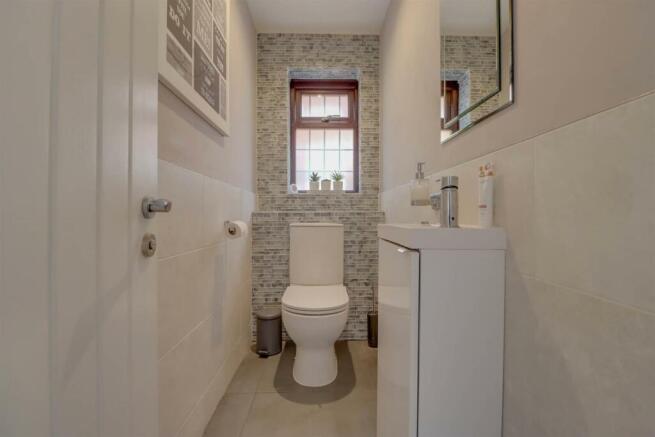 76 Blake Hall Drive-17.jpg
