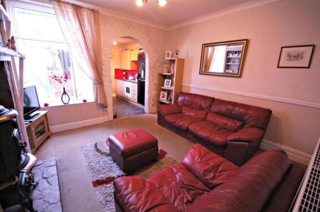 lounge 2-2.jpg