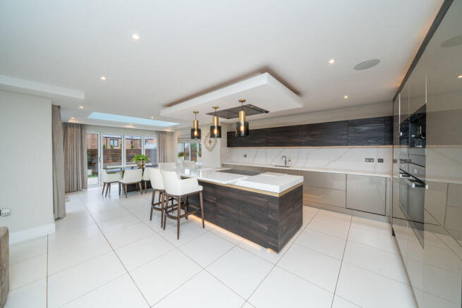 Kitchen/ diner/ living area