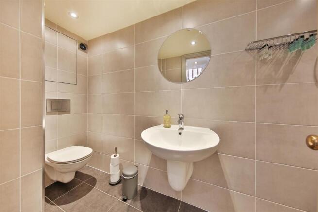 Shower Room2.jpg