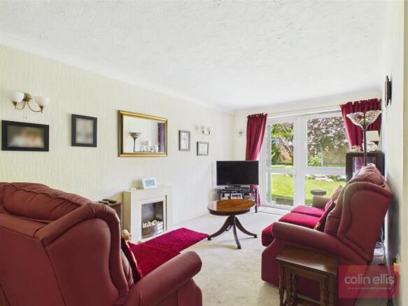 1 bed Ground Flat for sale Image 6