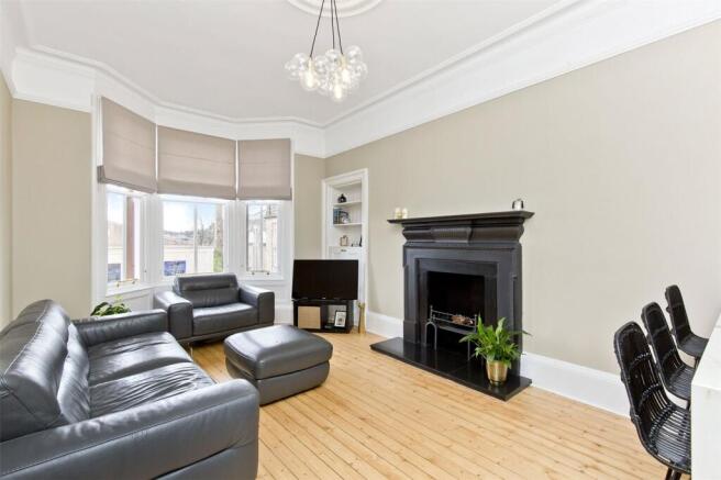 2/6 Bath Street