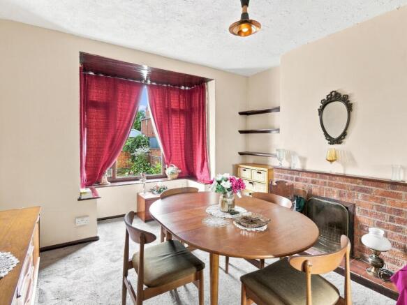 3 bed Semi-Detached for sale Image 5