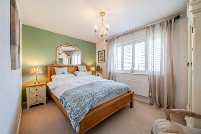 4 bed Detached for sale Image 12