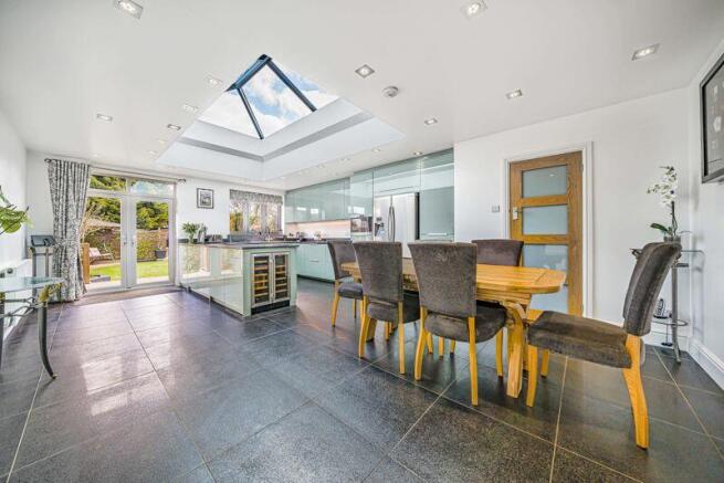 Kitchen diner shot 1