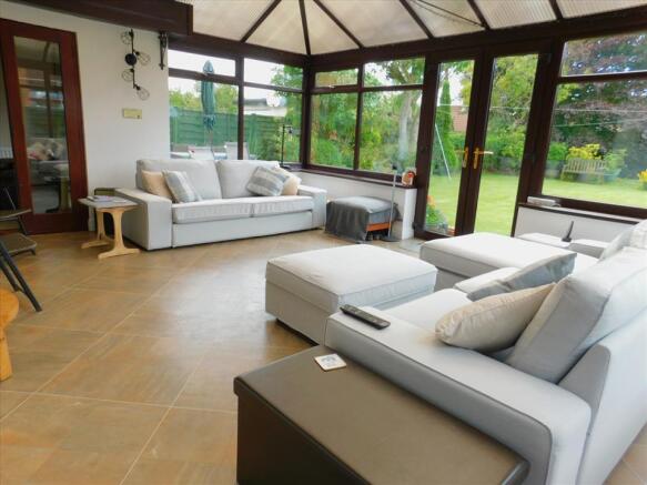 SUN ROOM