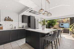 6, Marcilly Road, London SW18 2HS