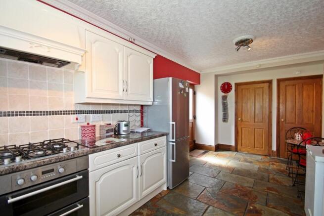 Kitchen / Breakfast 