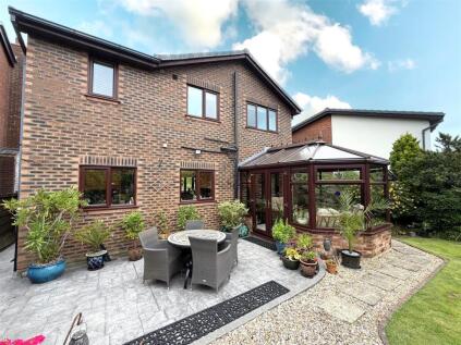 Whitsundale, Westhoughton, Bolton
