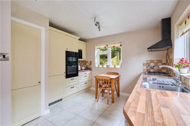 3 bed Detached for sale Image 6