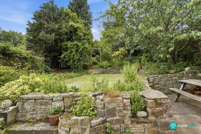 4 bed Semi-Detached for sale Image 4