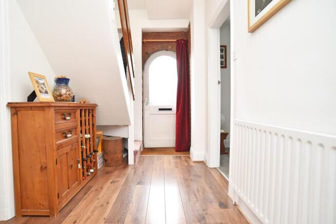 4 bed Detached for sale Image 9