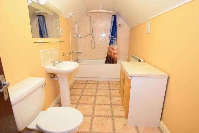 Bathroom Upstairs