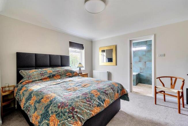 Moorlands7 bedroom 2.jpg