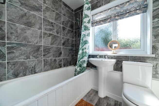 2 bed Semi-Detached for sale Image 7